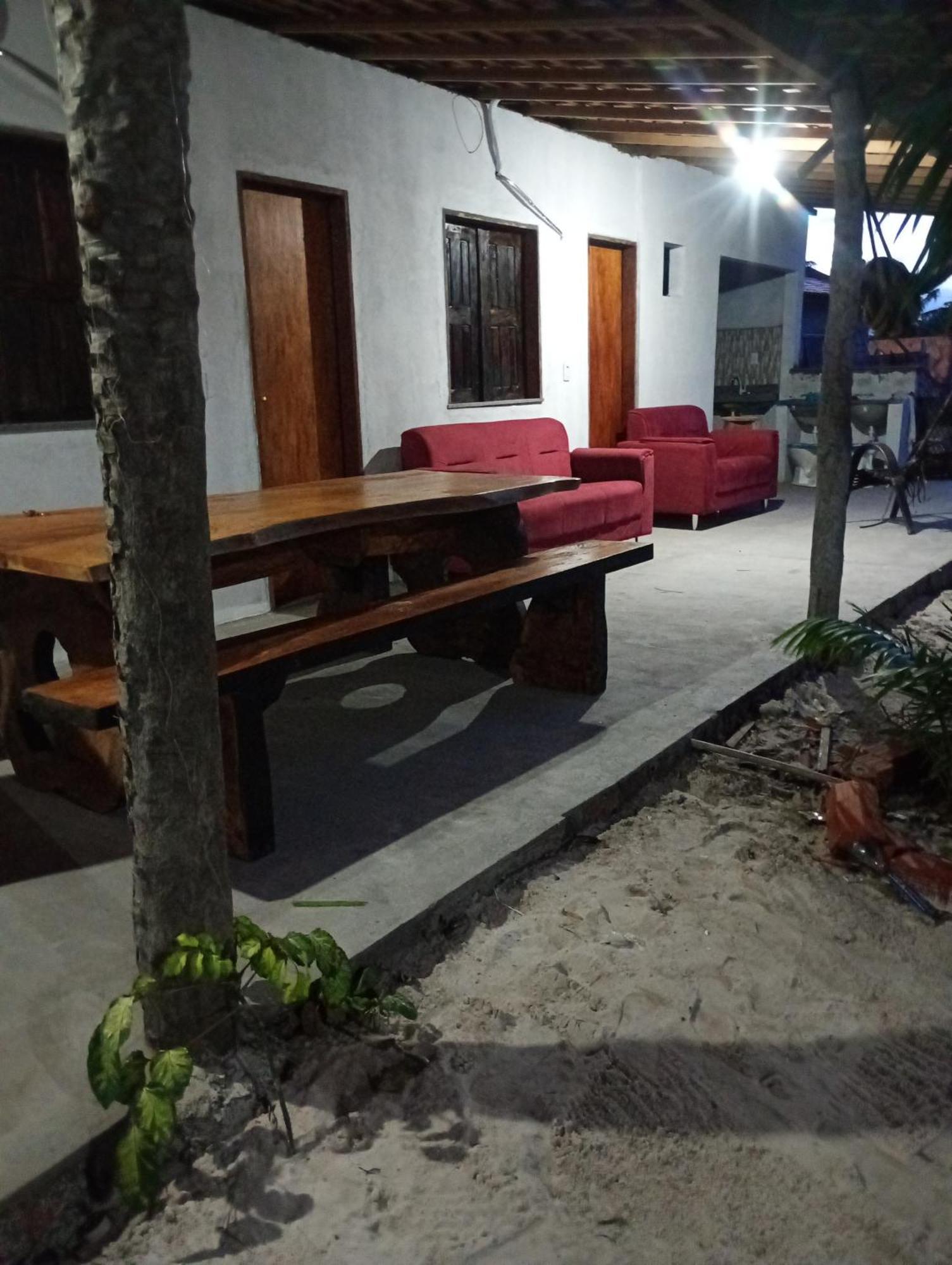 Hostel E Camping Na Rua Das Flores Santo Amaro do Maranhao ภายนอก รูปภาพ