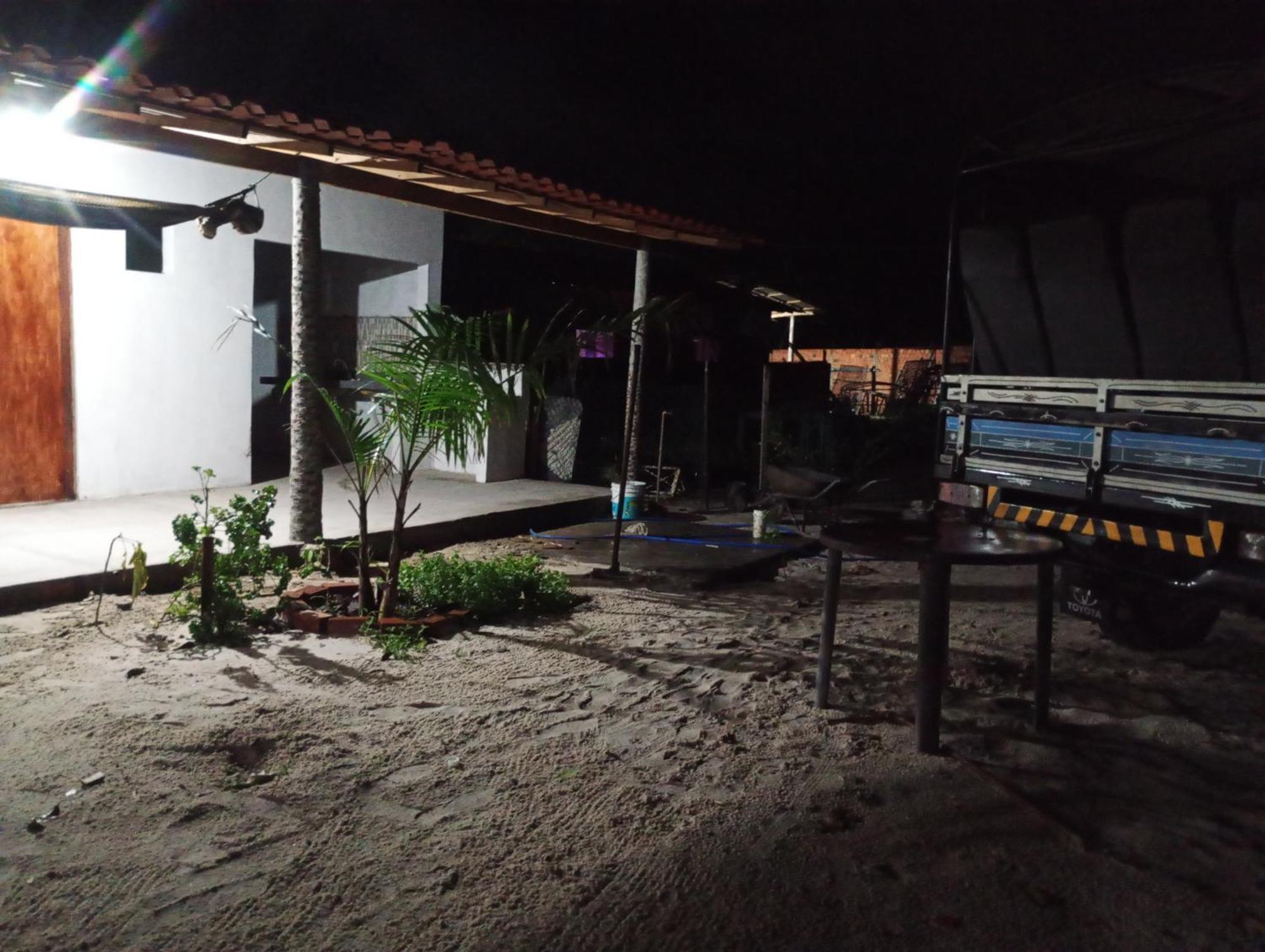 Hostel E Camping Na Rua Das Flores Santo Amaro do Maranhao ภายนอก รูปภาพ