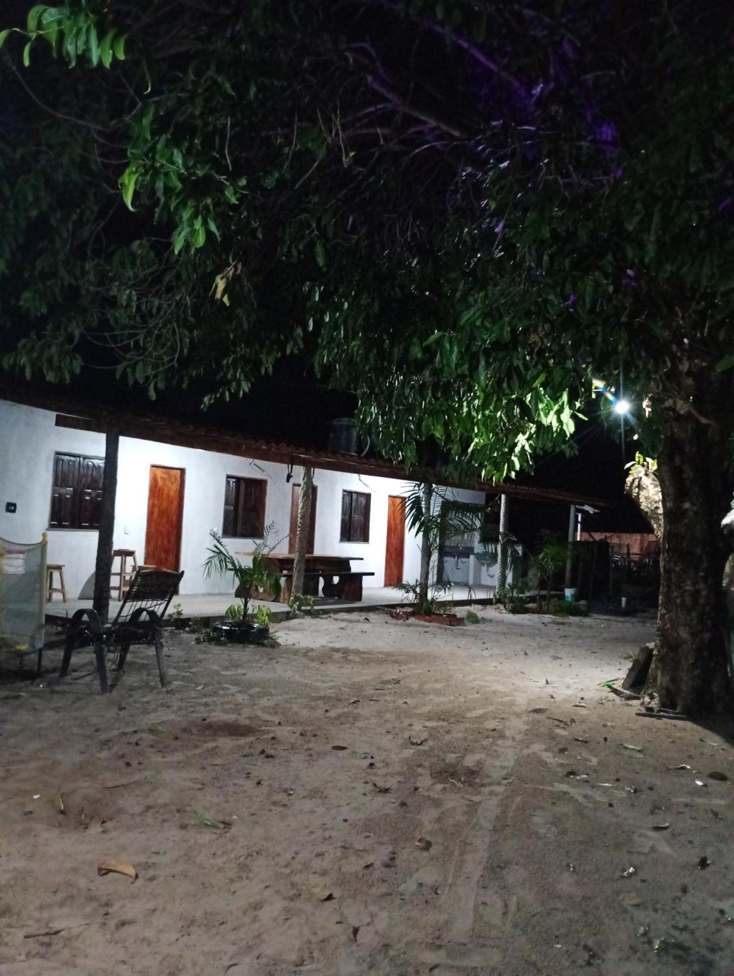 Hostel E Camping Na Rua Das Flores Santo Amaro do Maranhao ภายนอก รูปภาพ