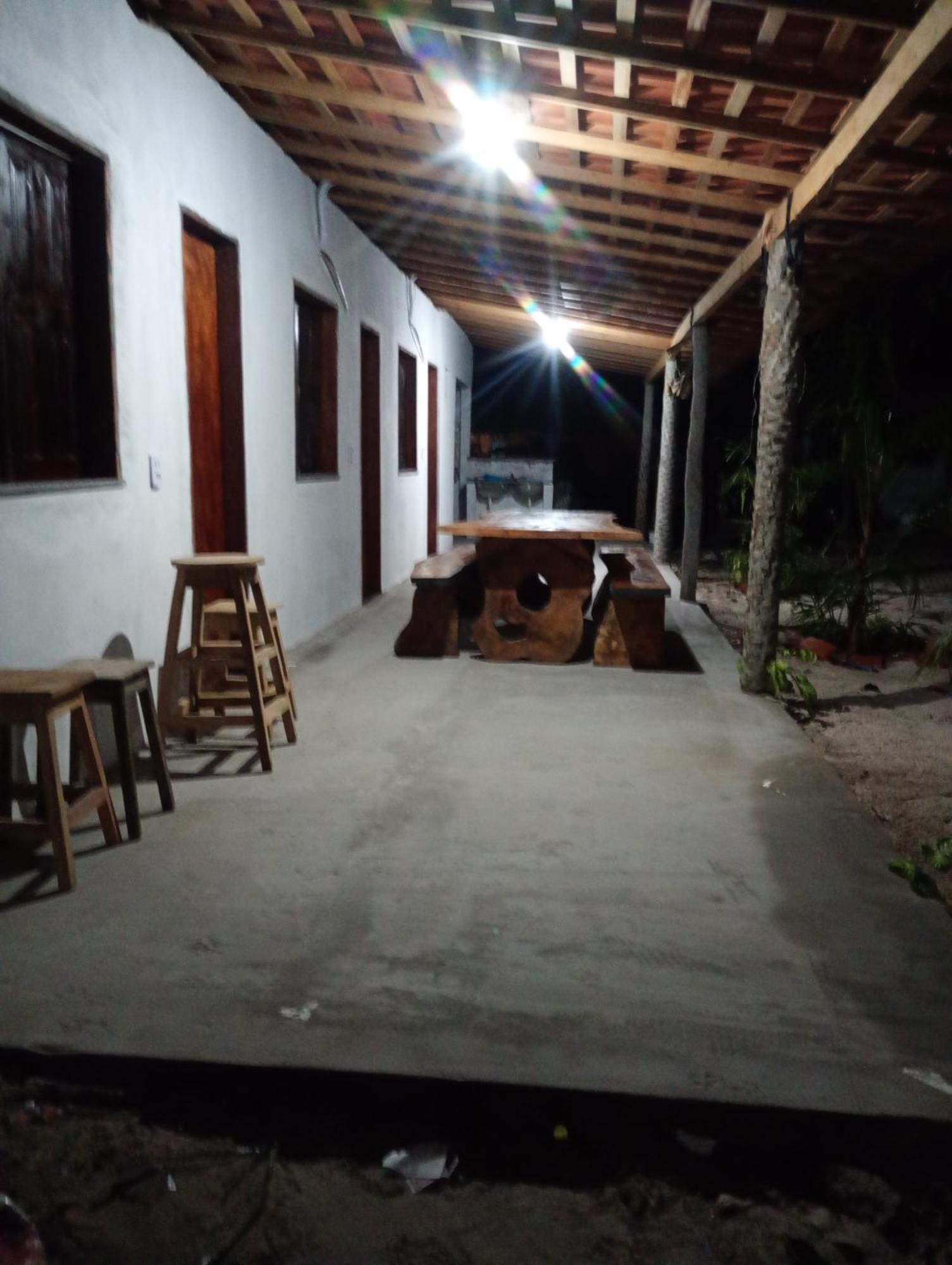 Hostel E Camping Na Rua Das Flores Santo Amaro do Maranhao ภายนอก รูปภาพ