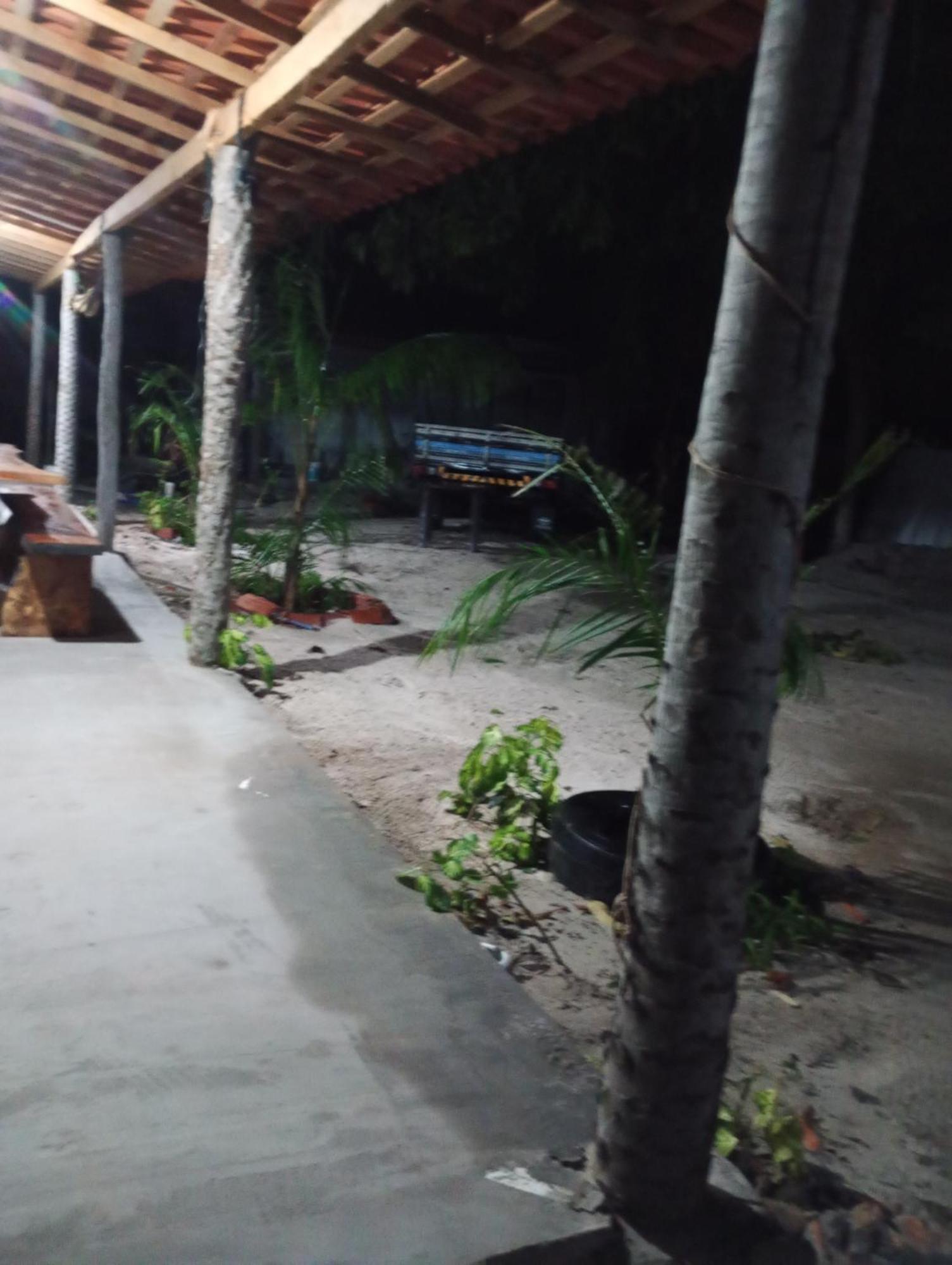 Hostel E Camping Na Rua Das Flores Santo Amaro do Maranhao ภายนอก รูปภาพ