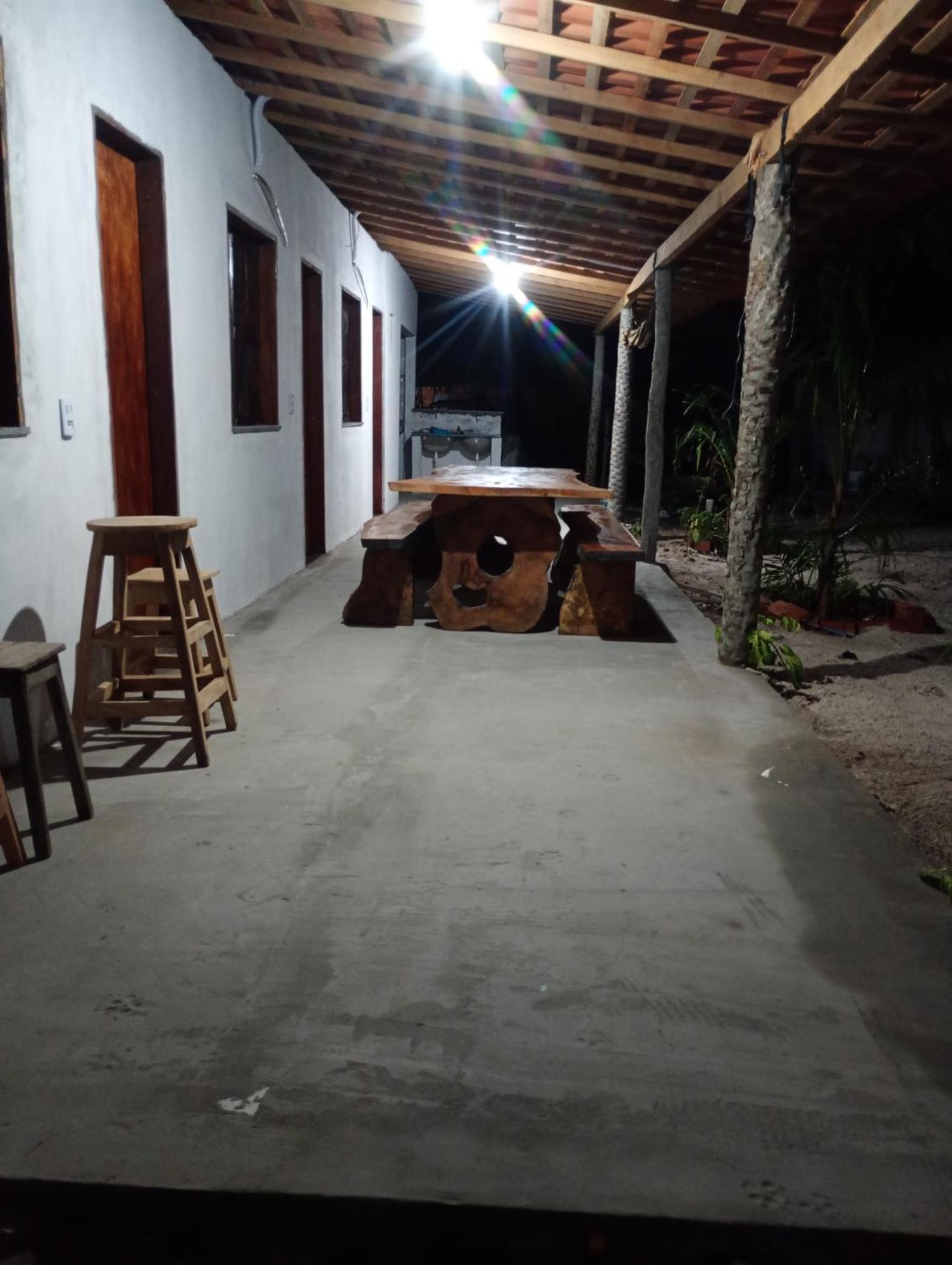 Hostel E Camping Na Rua Das Flores Santo Amaro do Maranhao ภายนอก รูปภาพ