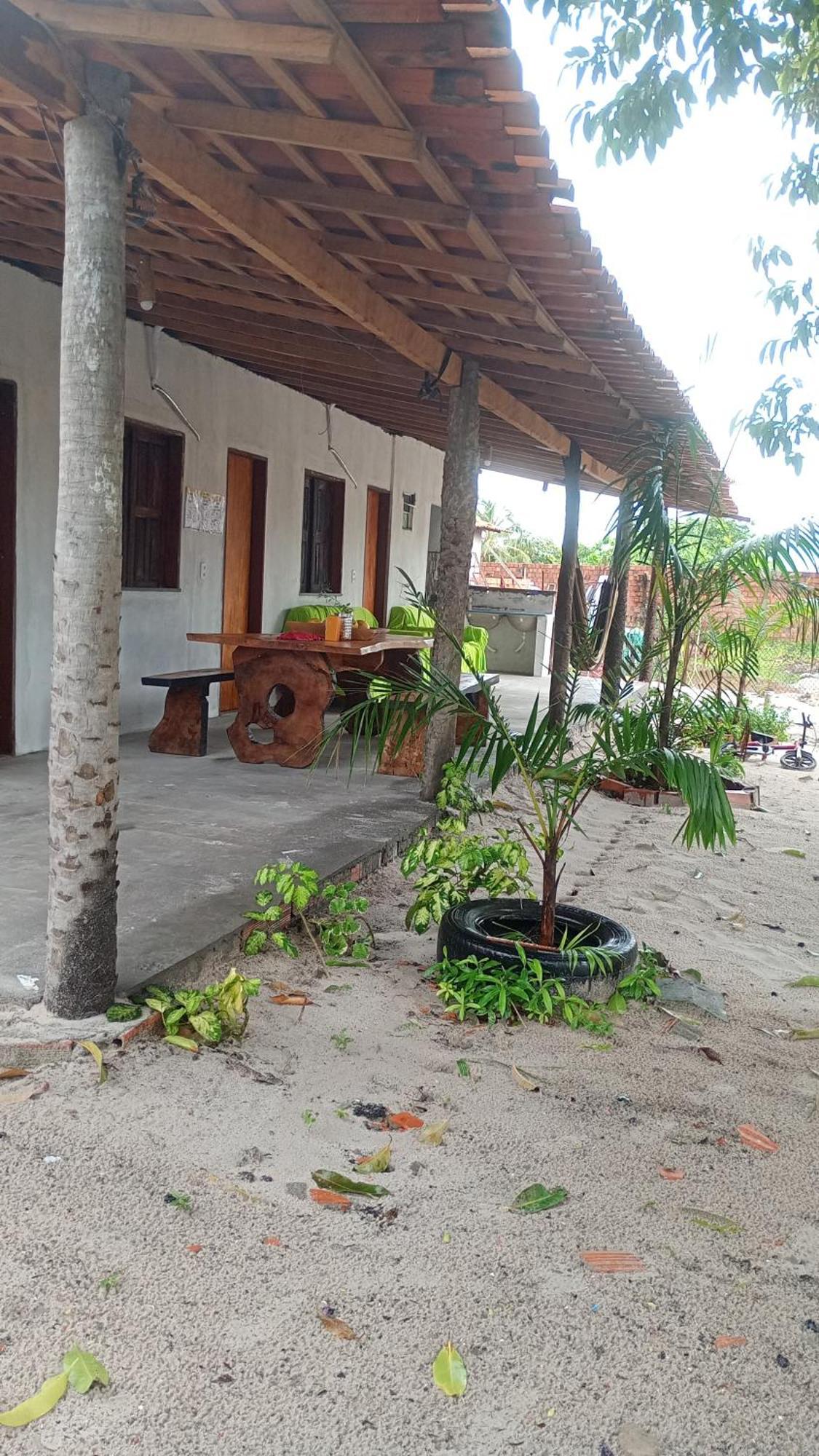 Hostel E Camping Na Rua Das Flores Santo Amaro do Maranhao ภายนอก รูปภาพ